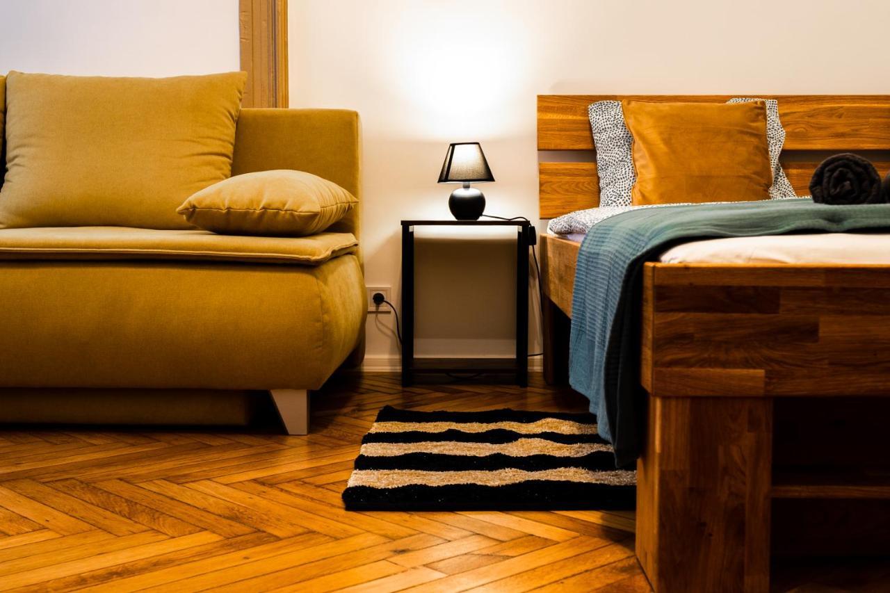 Palace Quarter Suite Будапеща Екстериор снимка